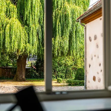 Alte Kirche Im Schloss Beuchow Lübbenau