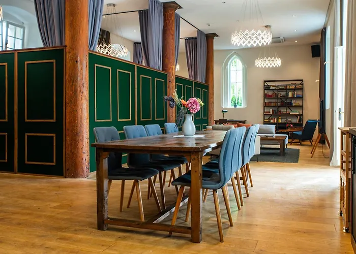 Alte Kirche Im Schloss Beuchow * Lübbenau